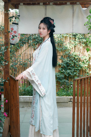 黑人3p女子叫声凄惨